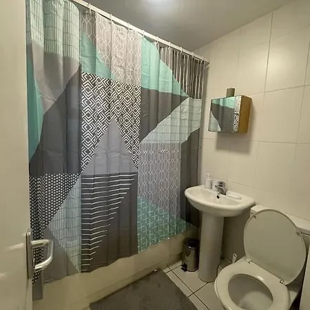 Old Listing Headingley Leeds Apartment Leeds (West Yorkshire)