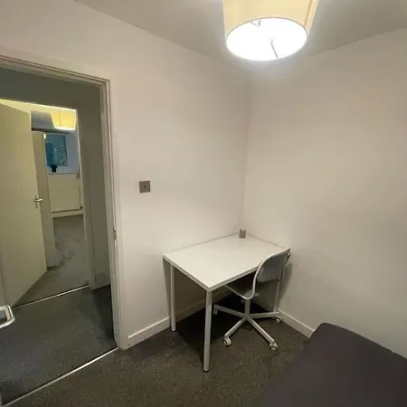 Apartment Old Listing Headingley Leeds *