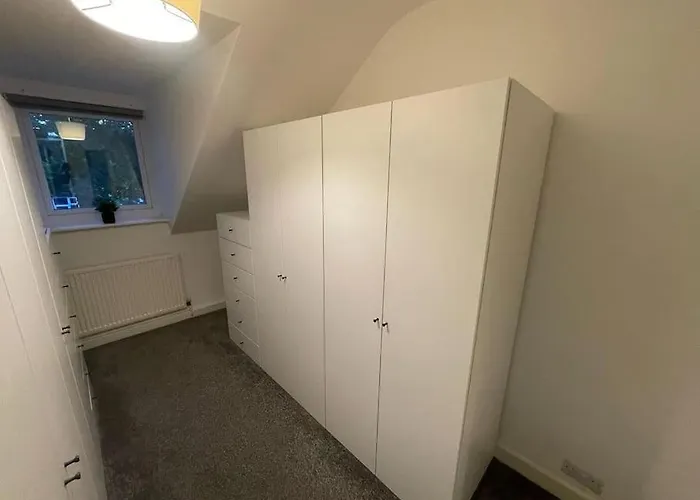 Old Listing Headingley Leeds Leeds (West Yorkshire)