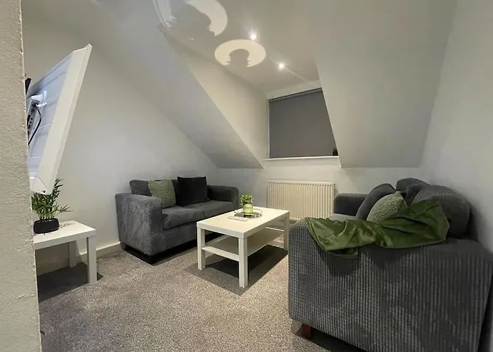 Apartment Old Listing Headingley Leeds Leeds (West Yorkshire)