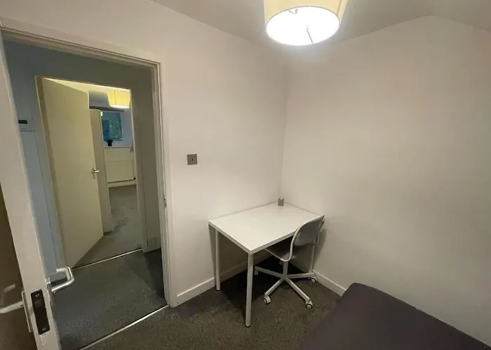 Apartment Old Listing Headingley Leeds *