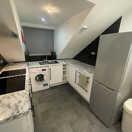 Old Listing Headingley Leeds * לידס